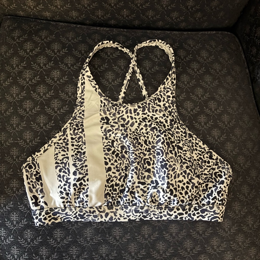 Athleta Leopard Print Bathing suit top sports bra size 34 B/C